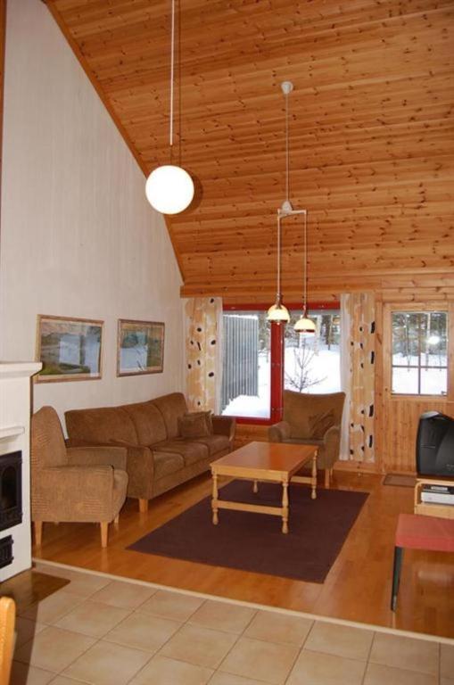 Lomaperkkioe Apartments Vuokatti Rum bild